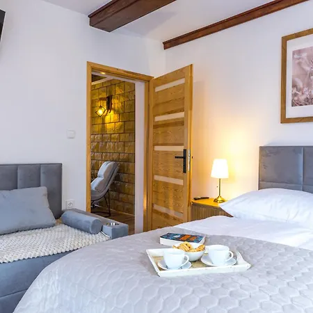 Family House Rosa * קרפאז'