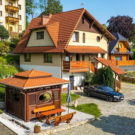 Family House Rosa * קרפאז'